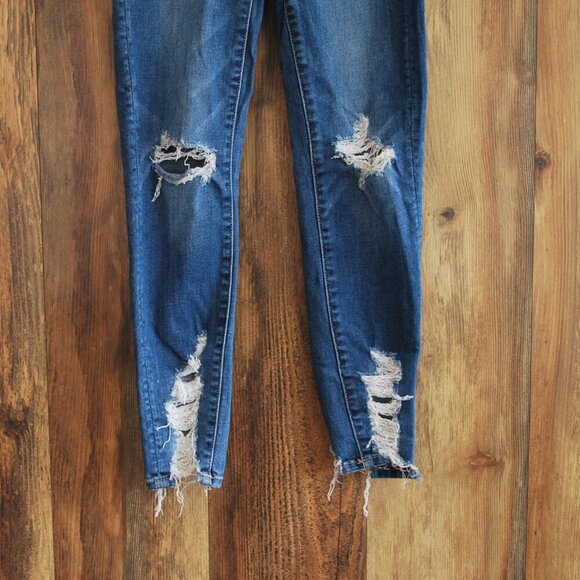 American Eagle Next Level Stretch X Jegging Crop Jeans 2 - Picture 2 of 5